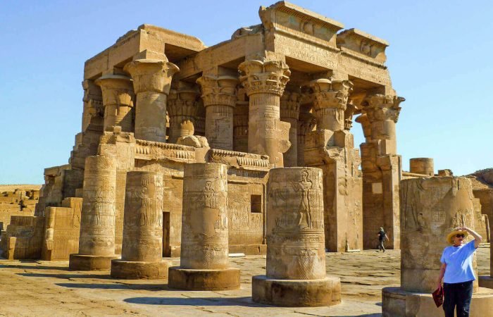 Day Trip to Kom Ombo and Edfu Temples From Aswan