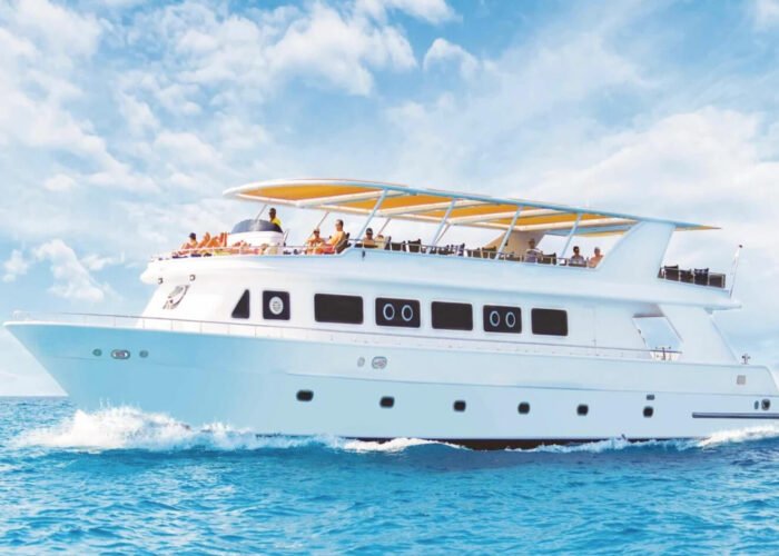 Yacht Tour in Marsa Alam
