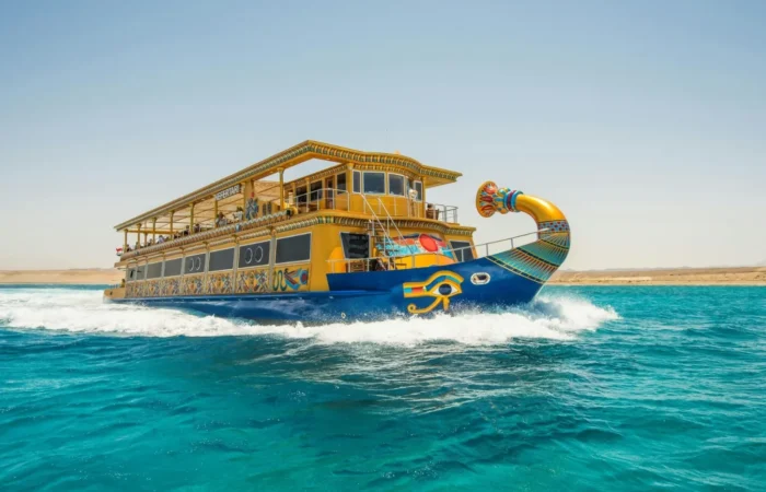 Nefertari Boat and Semi Submarine Tour
